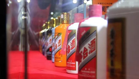 永华证券 购买11箱茅台酒用于公务接待，河南医药系统厅官被查