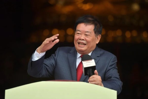 锦牛网 福耀玻璃法定代表人变更